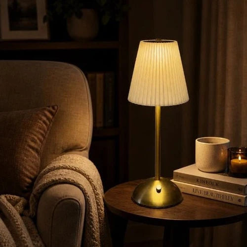 Vintage Rechargeable Cordless Touch Control Dimmable Metal Table Lamp With Pleated Fabric Shade / Wireless Reading Lamp For Restaurant Hotel Bar Bedroom Decor Light